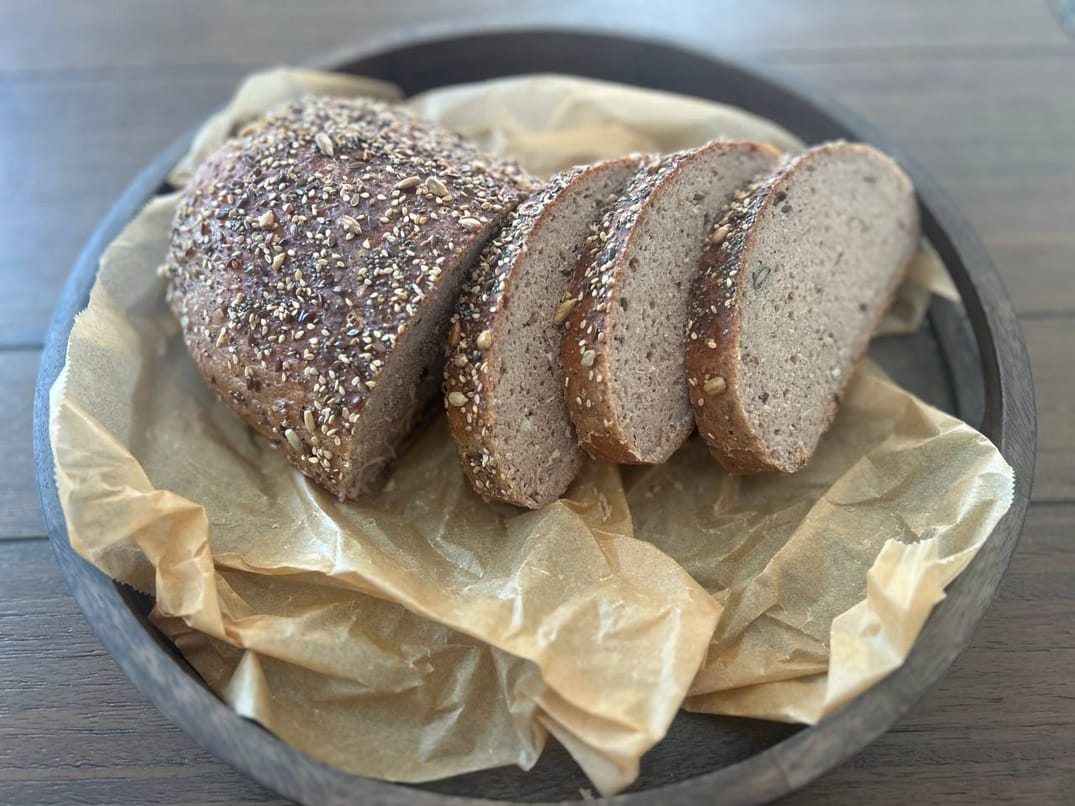Pan Gourmet de Trigo Sarraceno, Masa Madre y Semillas
